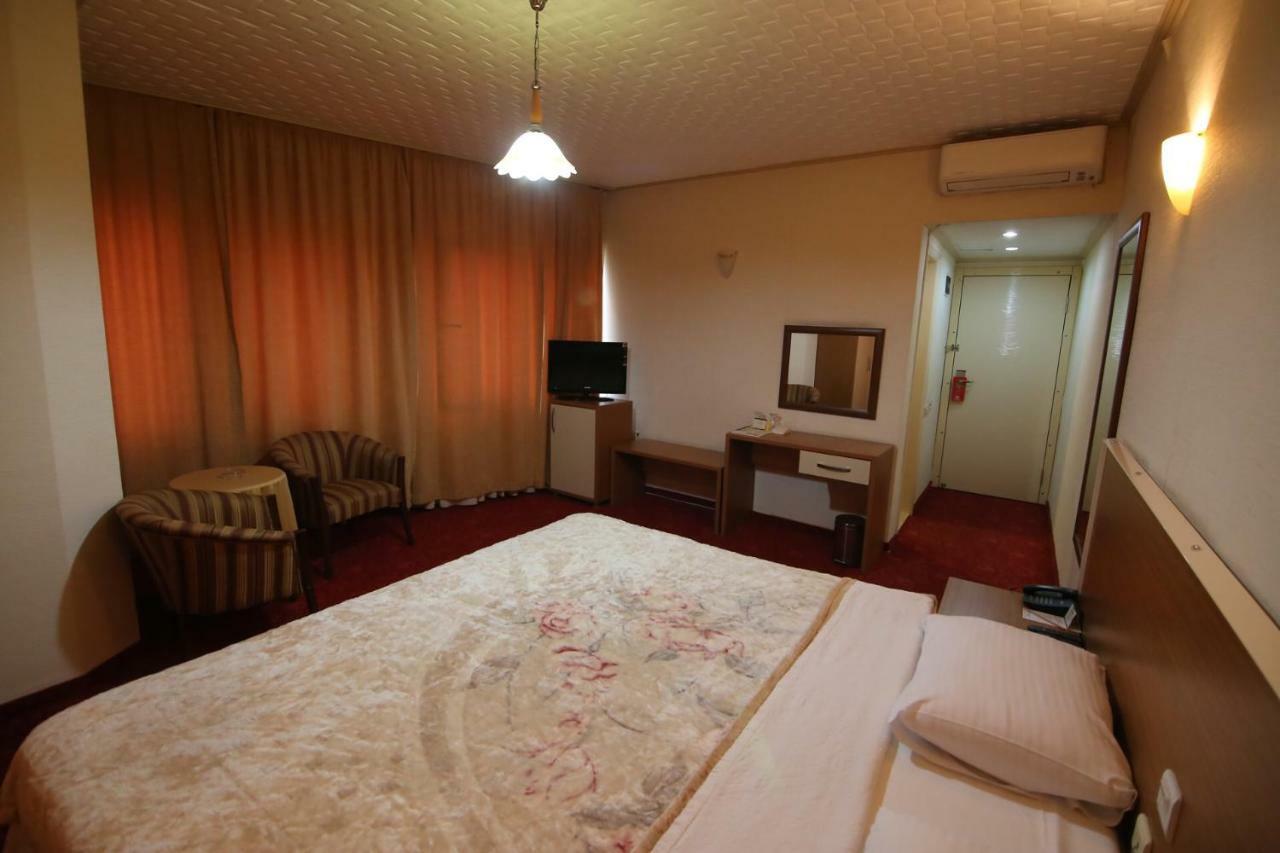 Aykut Palace Otel İskenderun Exterior foto